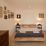 Maison Tavolara 3*