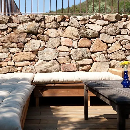 Maison Tavolara Bed & Breakfast 2*