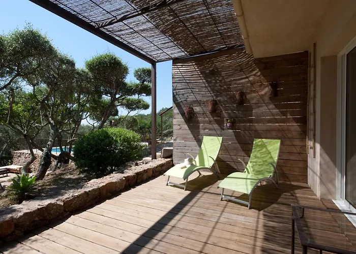 Maison Tavolara Bed & Breakfast 3*