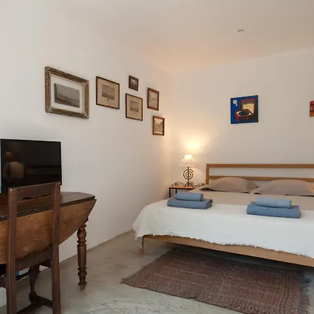 Maison Tavolara Oda ve Kahvaltı Porto-Vecchio (Corsica)
