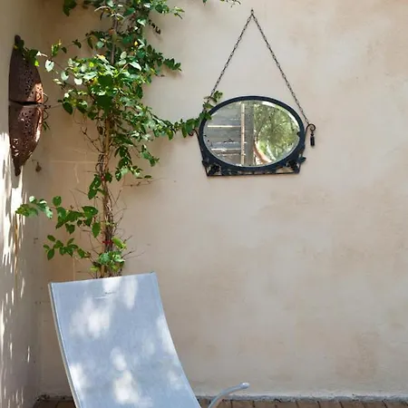 Maison Tavolara 2*
