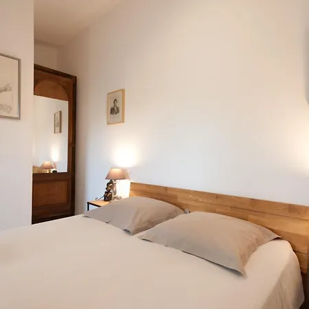 Maison Tavolara Oda ve Kahvaltı Porto-Vecchio (Corsica)