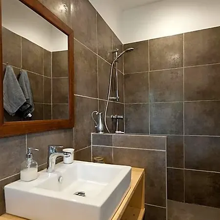 Maison Tavolara Готель типу 