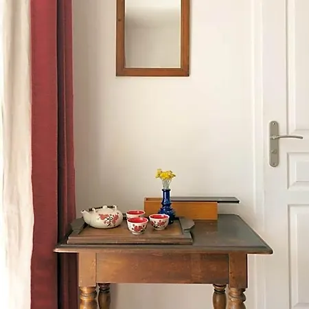 Maison Tavolara Готель типу 