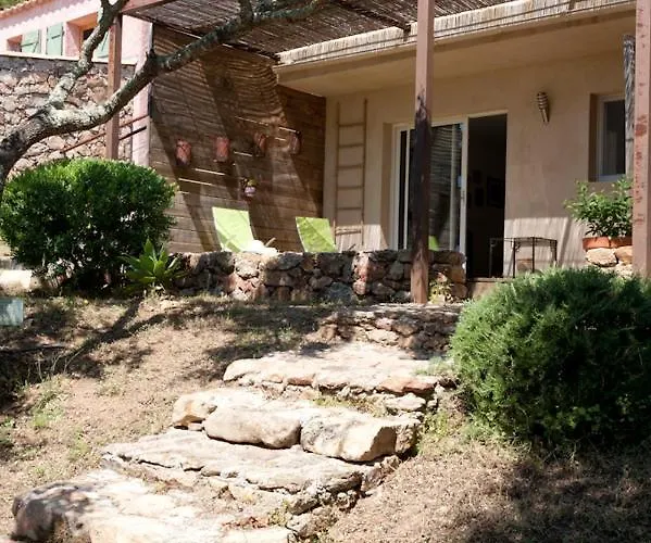 Maison Tavolara Bed & Breakfast